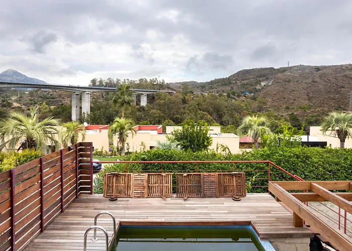 Luxury 3 Beds Inside The And Country Club *