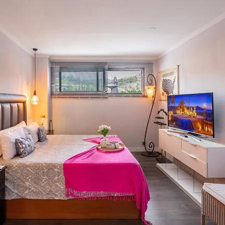 Luxury 3 Beds Inside The And Country Club