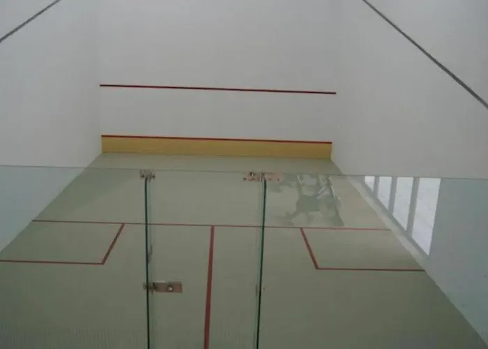 Luxury 3 Beds Inside The And Country Club * Εστεπόνα