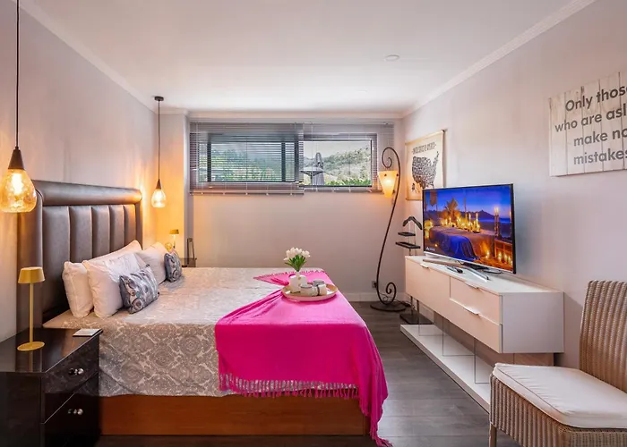 Luxury 3 Beds Inside The And Country Club