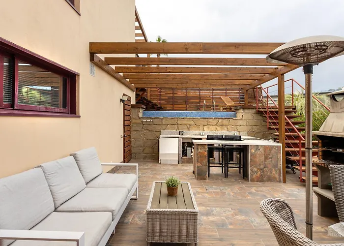 Luxury 3 Beds Inside The And Country Club Βίλα Εστεπόνα