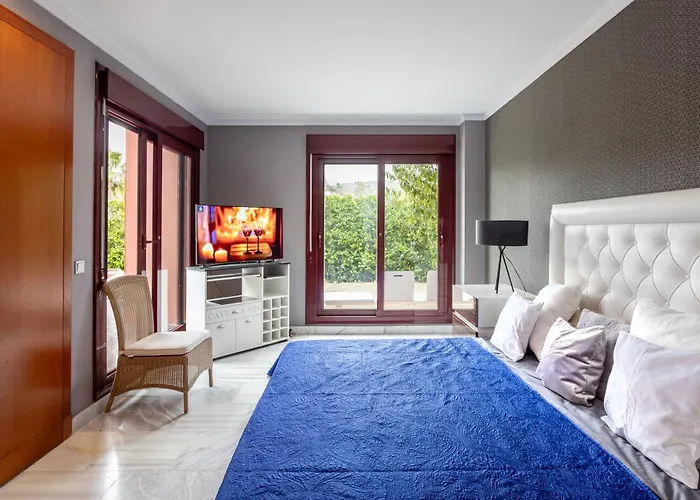 Luxury 3 Beds Inside The And Country Club Villa *