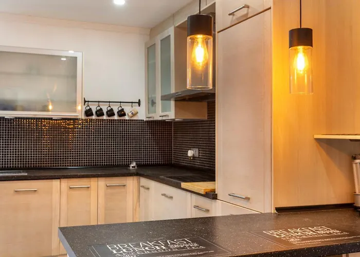 Luxury 3 Beds Inside The And Country Club *